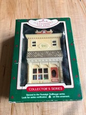 Hallmark keepsake ornament for sale  Leslie