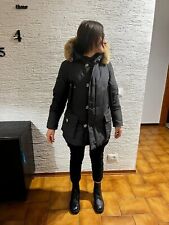 Woolrich parka nero usato  Valvasone Arzene