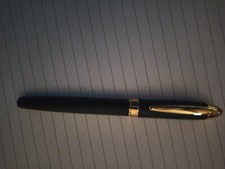 Penna stilografica nera usato  San Pietro in Guarano