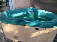 Hot tub lid for sale  Kawkawlin