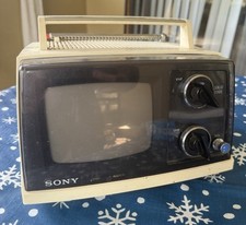 Televisão portátil Sony década de 1970 tela 5" - aparência testada 520 Trinitron comprar usado  Enviando para Brazil