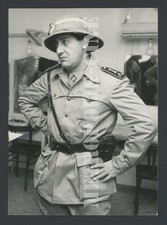 Alberto sordi mentre usato Alberto sordi mentre usato  Capranica