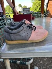 Usado, Ronnie Fieg X Clarks Kildare Kith biqueira de salmão rara 10,5 crepe rosa cinza comprar usado  Enviando para Brazil