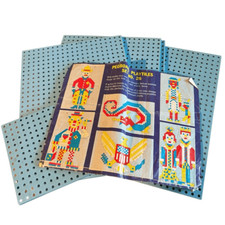 Tablero de clavijas Playtiles No. 26 instrucciones y 5 tableros de clavijas segunda mano  Embacar hacia Mexico
