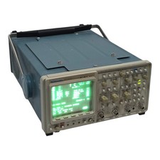 Oscilloscopio digitale tektron usato  Spedire a Italy