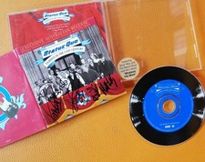 STATUS QUO [ FAMOUS IN THE LAST CENTURY ] ORIGINAL CD AUSTRALIA EDT HAND SIGNED comprar usado  Enviando para Brazil