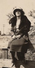 1920s pretty woman for sale  Mission
