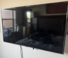 Usado, Smart TV Samsung 43 polegadas QLED 4K UHD + suporte de parede comprar usado Usado, Smart TV Samsung 43 polegadas QLED 4K UHD + suporte de parede comprar usado  Enviando para Brazil