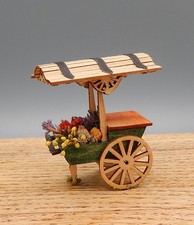 Usado, Carrinho antigo de flores Debbie Young casa de bonecas artesanal miniatura 1:48 comprar usado Usado, Carrinho antigo de flores Debbie Young casa de bonecas artesanal miniatura 1:48 comprar usado  Enviando para Brazil