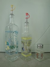 Set bottiglie decorate usato  Cogoleto