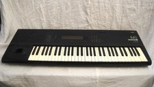 Synthetiseur workstation korg d'occasion  Moulins