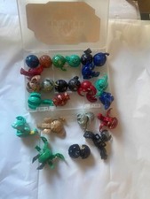 Lote de 24 peças mistas de jogos BAKUGAN bonecos brinquedos e estojo comprar usado Lote de 24 peças mistas de jogos BAKUGAN bonecos brinquedos e estojo comprar usado  Enviando para Brazil