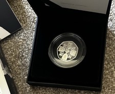 Majesty queen elizabeth for sale  DERBY