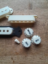 Guitare électrique fender d'occasion  Sancerre