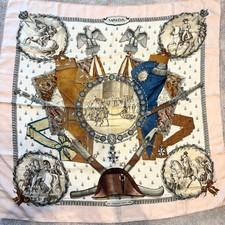 Hermes napoleon silk d'occasion  Expédié en Belgium