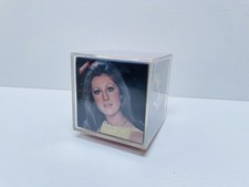 Cadre cube podium d'occasion  Saint-Germain-en-Laye