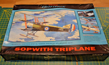 Maquette sopwith triplane d'occasion  Elne