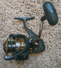 Carretel de pesca giratório Daiwa Black & Gold Series BG 4000 comprar usado  Enviando para Brazil