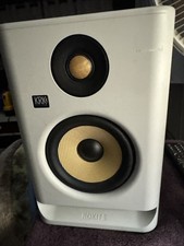 Monitor de estúdio ativo KRK Rokit 5 2 vias branco AMPK00172 (este anúncio é para 1 s comprar usado  Enviando para Brazil
