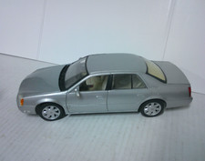 Maisto 2000 deville for sale  Titusville