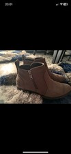 Ladies ugg boots for sale  SOUTH CROYDON