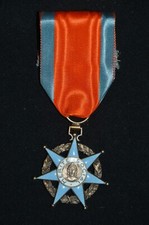 Medaille etoile chevalier d'occasion Medaille etoile chevalier d'occasion  Mirecourt