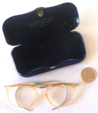 Ancienne paire lunettes d'occasion  L'Isle-sur-la-Sorgue
