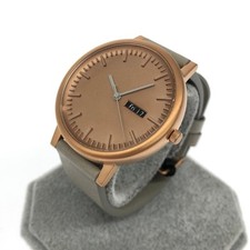 Montre innovator 0003 d'occasion  Expédié en France
