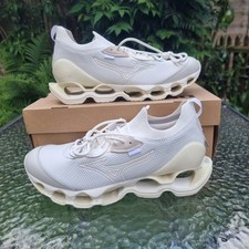Scarpe ginnastica basse usato  Spedire a Italy