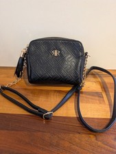New river island for sale  CORBY