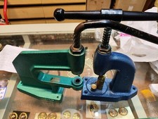 Presse per produzione usato  Trecastagni