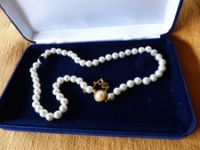 Collier perles d'occasion  La Celle-Saint-Cloud