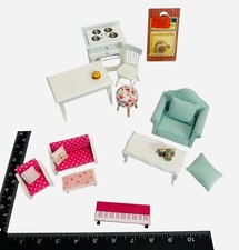 Lot wooden dollhouse for sale  West Lafayette