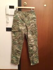 Pari nuovo pantaloni usato  Milano