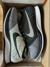 Nike flyknit racer d'occasion Nike flyknit racer d'occasion  France