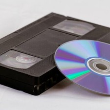 Serviço de conversão de fita VHS para DVD transferência de fita de vídeo VHS-C, 8mm, MiniDV RÁPIDO!! comprar usado  Enviando para Brazil
