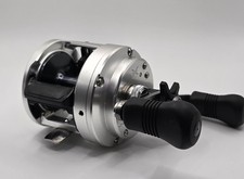 Moulinet shimano calcutta d'occasion Moulinet shimano calcutta d'occasion  Expédié en France