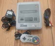 Super nintendo konsole gebraucht kaufen Super nintendo konsole gebraucht kaufen  Elmshorn