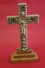 Crucifix bois coquillages d'occasion  Montpellier-