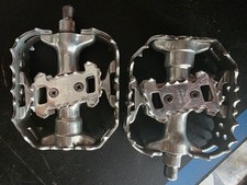 2 pedals 1 wellgo for sale 2 pedals 1 wellgo for sale Humble