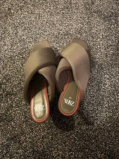 Zara women khaki for sale  COVENTRY
