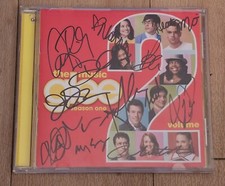 Glee Elenco Completo ASSINADO Temporada 1 CD 2 Leah Michelle, Cory Monteith e muitos outros comprar usado  Enviando para Brazil