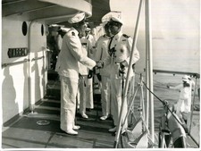 Press photograph dignitaries for sale  SALISBURY