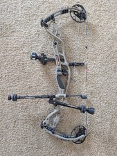 Hoyt carbon defiant for sale  Boise