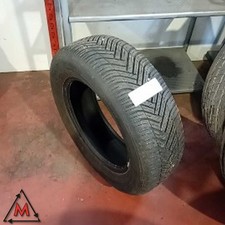 Gomma pneumatico stagioni usato Gomma pneumatico stagioni usato  Italia