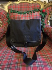 Borsa tracolla prada usato  Brescia