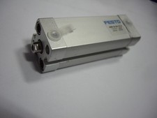 Actionneur compact festo d'occasion  Expédié en France