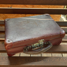 Petite valise carton d'occasion  Nègrepelisse
