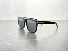 ÓCULOS DE SOL TOM FORD FT 0906 BUCKLEY-02 PRETO BRILHANTE com LENTE CINZA 01A! ENVIO HOJE! comprar usado ÓCULOS DE SOL TOM FORD FT 0906 BUCKLEY-02 PRETO BRILHANTE com LENTE CINZA 01A! ENVIO HOJE! comprar usado  Enviando para Brazil