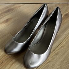 Metallic court shoes for sale  GREAT YARMOUTH